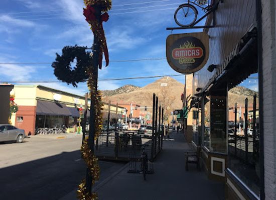 colorado/salida/landmark/amicas-pizza-microbrew-more