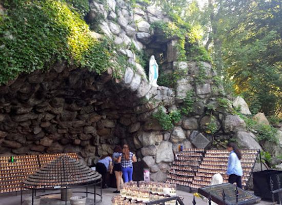 canada/peace-river-country/landmark/grotto-of-our-lady-of-lourdes