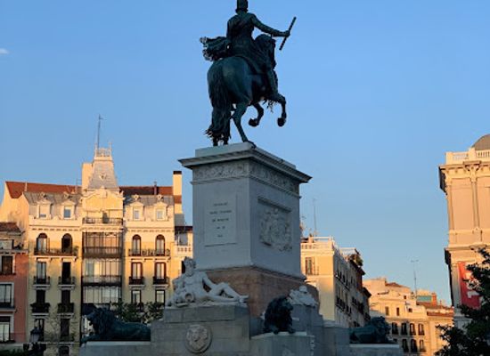spain/madrid-community/landmark/remains-of-the-tower-of-bones