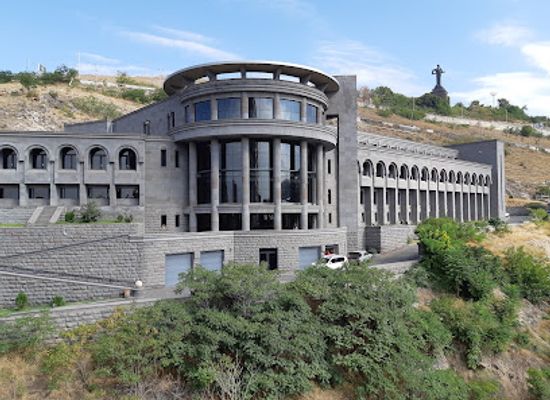 armenia/kotayk/landmark/matenadaran