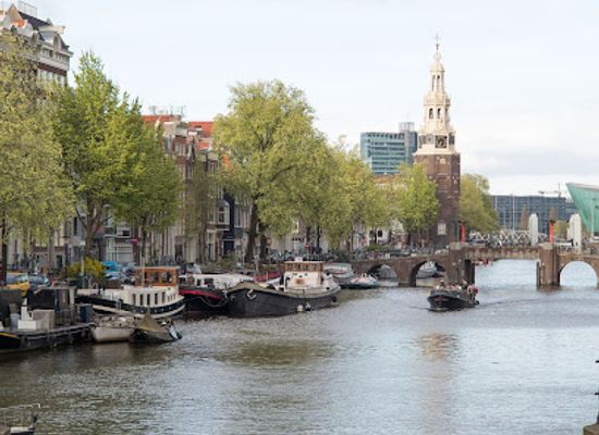 netherlands/amsterdam/landmark/grenspaal