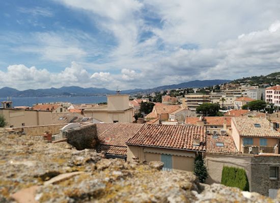 france/cannes/le-suquet/landmark/chateau-de-la-castre