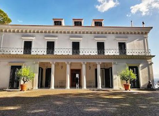 italy/campania/landmark/villa-rosebery