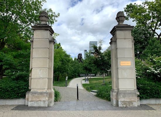 canada/greater-toronto-area/landmark/philosopher-s-walk