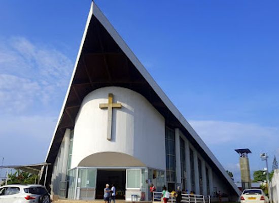gabon/libreville/landmark/saint-peter-s-cathedral