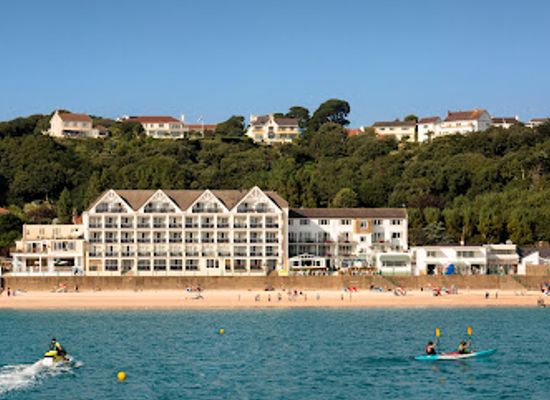 jersey/st-brelade/landmark/golden-sands-hotel