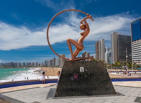 brazil/fortaleza/meireles/landmark/guardian-iracema-statue