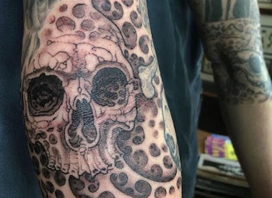 vermont/brattleboro/landmark/lucky-wizard-tattoo