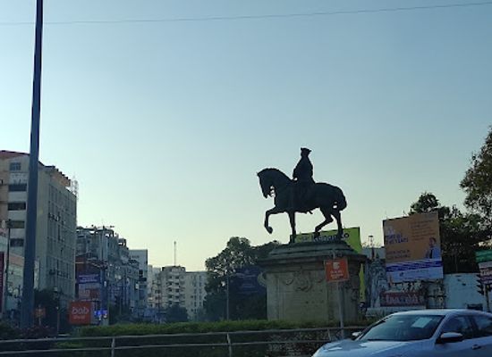 india/vadodara/sayajigunj/landmark/kala-ghoda-circle