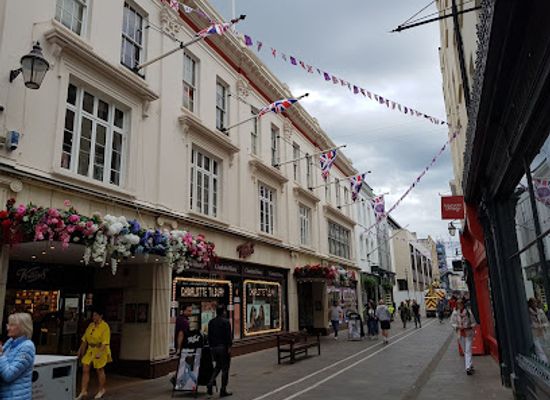 jersey/st-helier/landmark/voisins