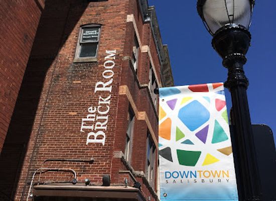 maryland/salisbury/landmark/the-brick-room