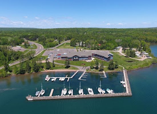 wisconsin/bayfield/landmark/legendary-waters-resort-casino