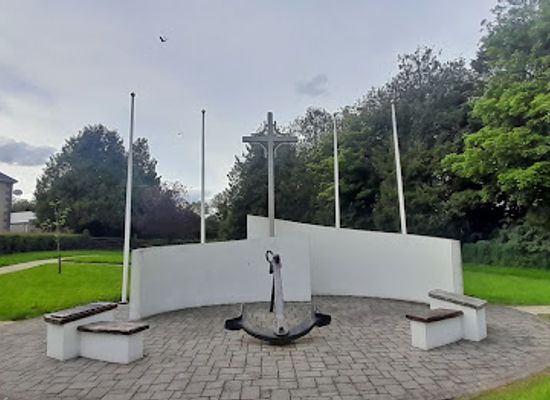 ireland/county-longford/landmark/james-farrell-titanic-memorial-garden
