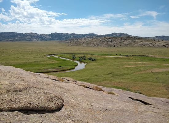 wyoming/absaroka-range/landmark/independence-rock-state-historic-site
