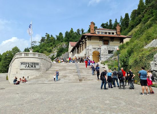 slovenia/carinthia/landmark/postojna-cave