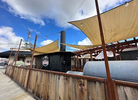 california/turlock/landmark/big-vic-s-bbq