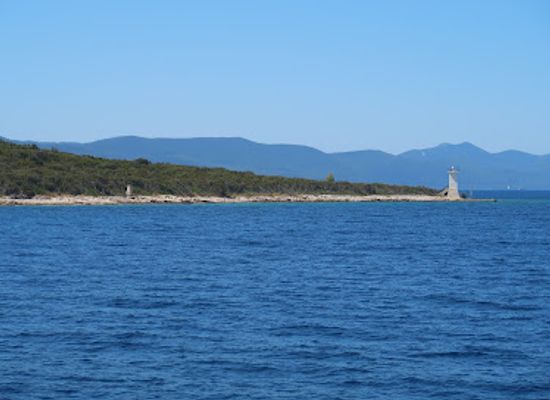 croatia/dalmatia/landmark/svjetionik-loviste