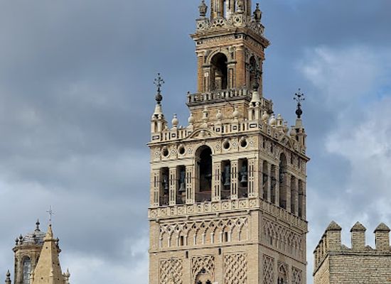 spain/seville/el-arenal/landmark/la-giralda