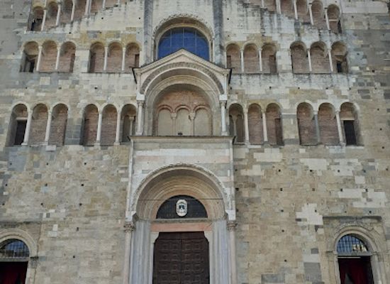 italy/parma/landmark/vescovado-parma
