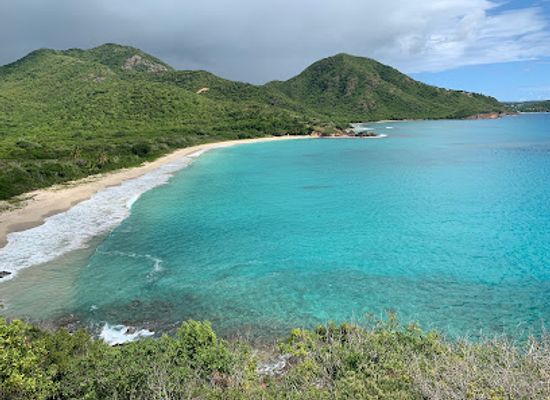 antigua-and-barbuda/english-harbour/landmark/rendezvous-bay-beach