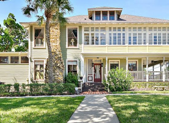 florida/daytona-beach/landmark/golden-magnolia-marine-resort