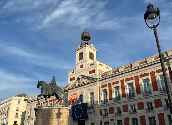 spain/madrid/sol/landmark/clock-tower-of-sun-gate