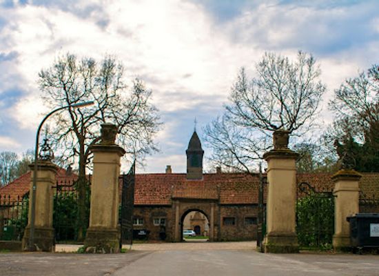 germany/westphalia/landmark/wasserschloss-haus-dellwig