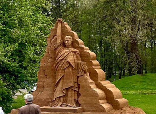 estonia/valga-county/landmark/torva-town-hill