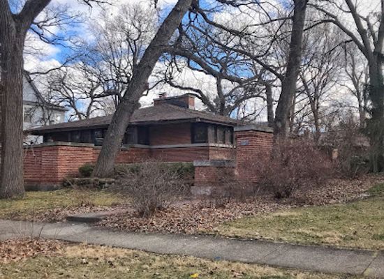 illinois/prairie-state/landmark/edwin-h-cheney-house-frank-lloyd-wright