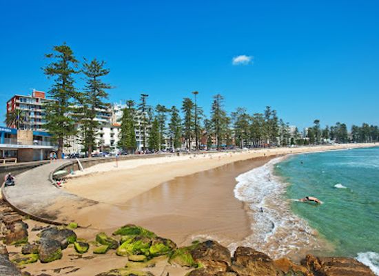 australia/sydney/manly-beach/landmark/marine-parade-manly
