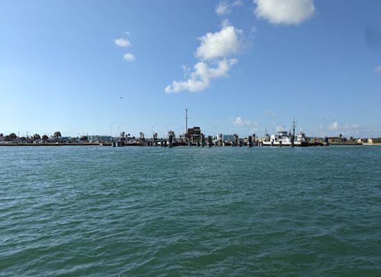 texas/port-aransas/landmark/port-aransas-ferry-landing
