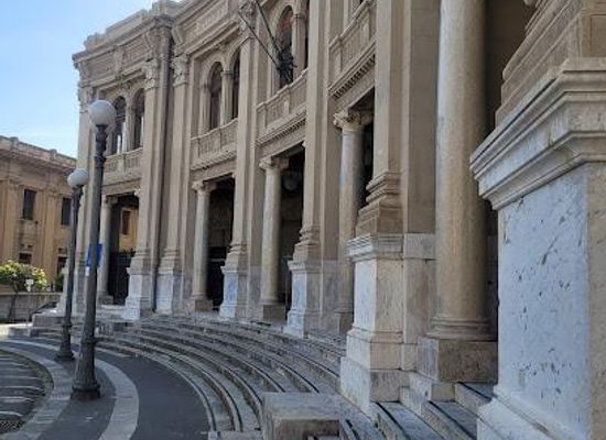 italy/calabria/landmark/palazzo-mariani-ex-palazzo-delle-poste