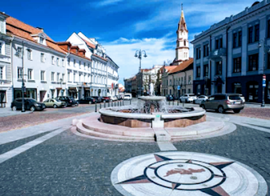 lithuania/vilnius/landmark/vilnius-compass