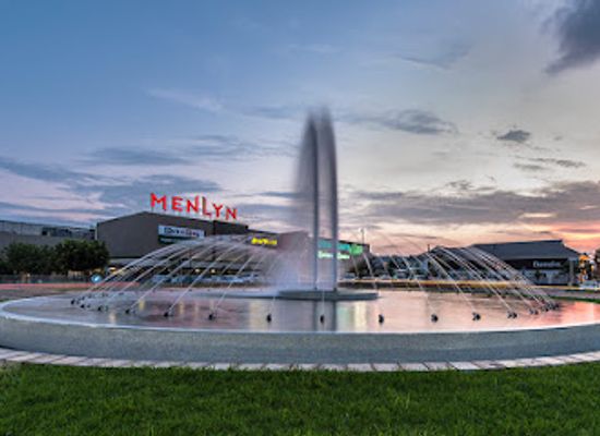 south-africa/pretoria/menlyn/landmark/the-barnyard-theatre-menlyn