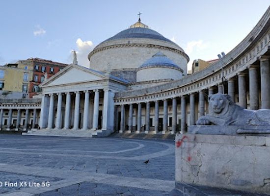 italy/naples/landmark/galleria-umberto-i