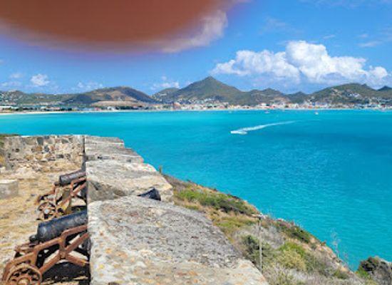 sint-maarten/philipsburg-boardwalk/landmark/fort-amsterdam