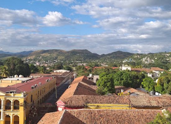 honduras/comayagua-valley/landmark/caxa-real