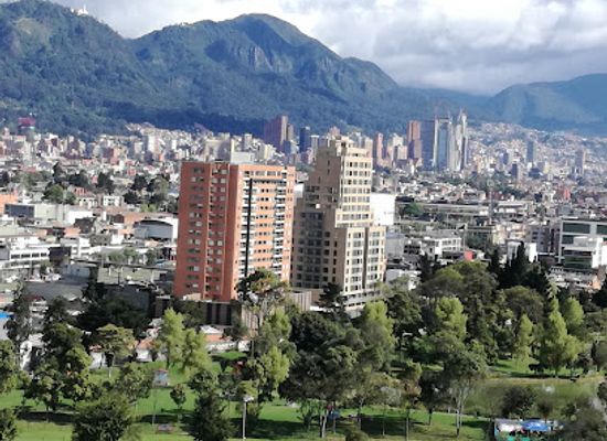 colombia/bogota/landmark/parque-de-los-novios