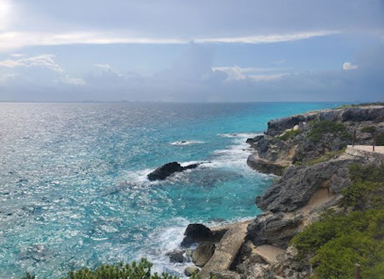 mexico/pacific-coast/landmark/yamil-lu-um