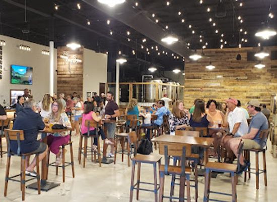 florida/stuart/landmark/frazier-creek-brewing-distilling-co
