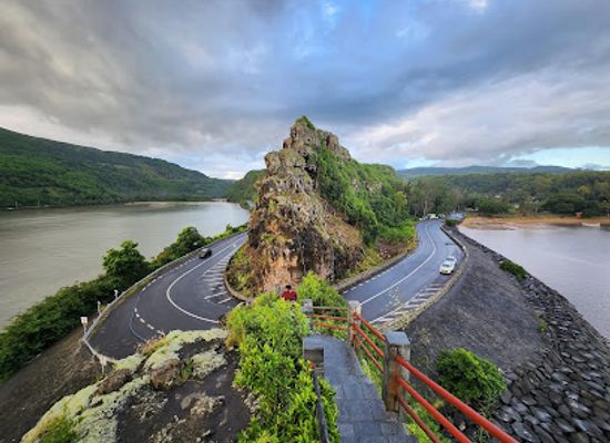 mauritius/trou-aux-cerfs/landmark/maconde-viewpoint