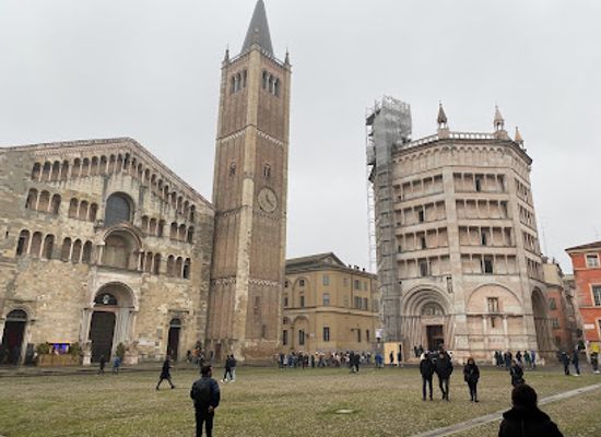 italy/emilia-romagna/landmark/emilia-romagna