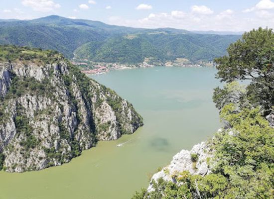 serbia/branicevo/landmark/derdap