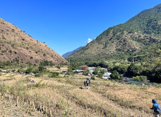 bhutan/trashigang-district/landmark/gongza-ney