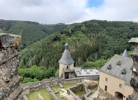 luxembourg/oesling/landmark/bourscheid-castle