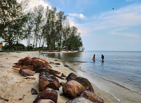 thailand/trat/landmark/lan-sai-beach-laem-klat