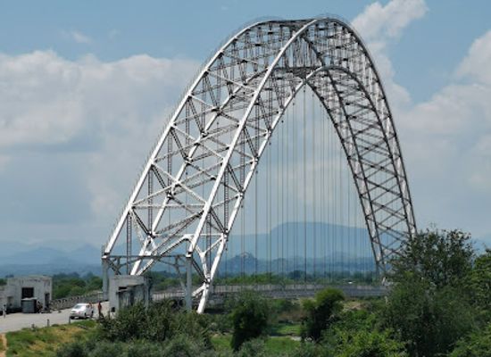 zimbabwe/great-zimbabwe-national-monument/landmark/birchenough-bridge