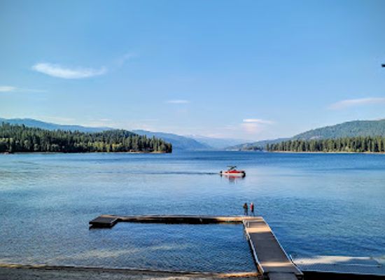 idaho/mccall/landmark/pilgrim-cove-camp