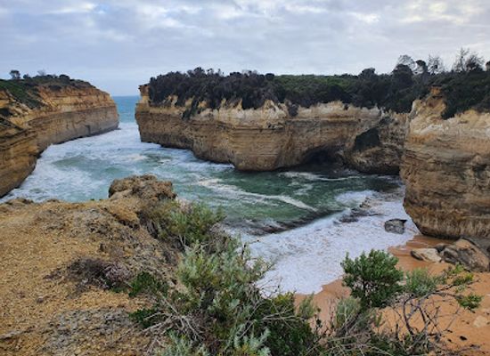 australia/western-victoria/landmark/great-ocean-walk