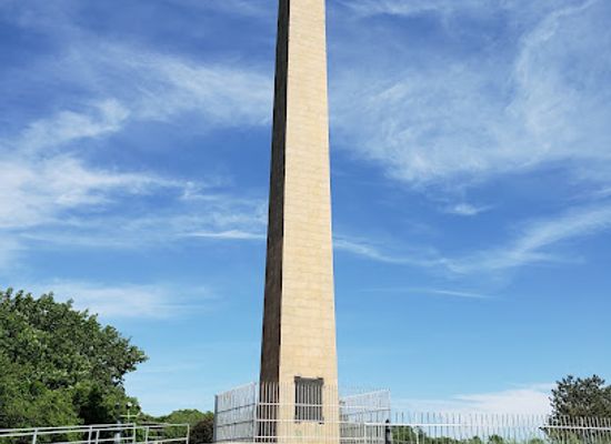 iowa/southwest-iowa/landmark/sergeant-floyd-monument